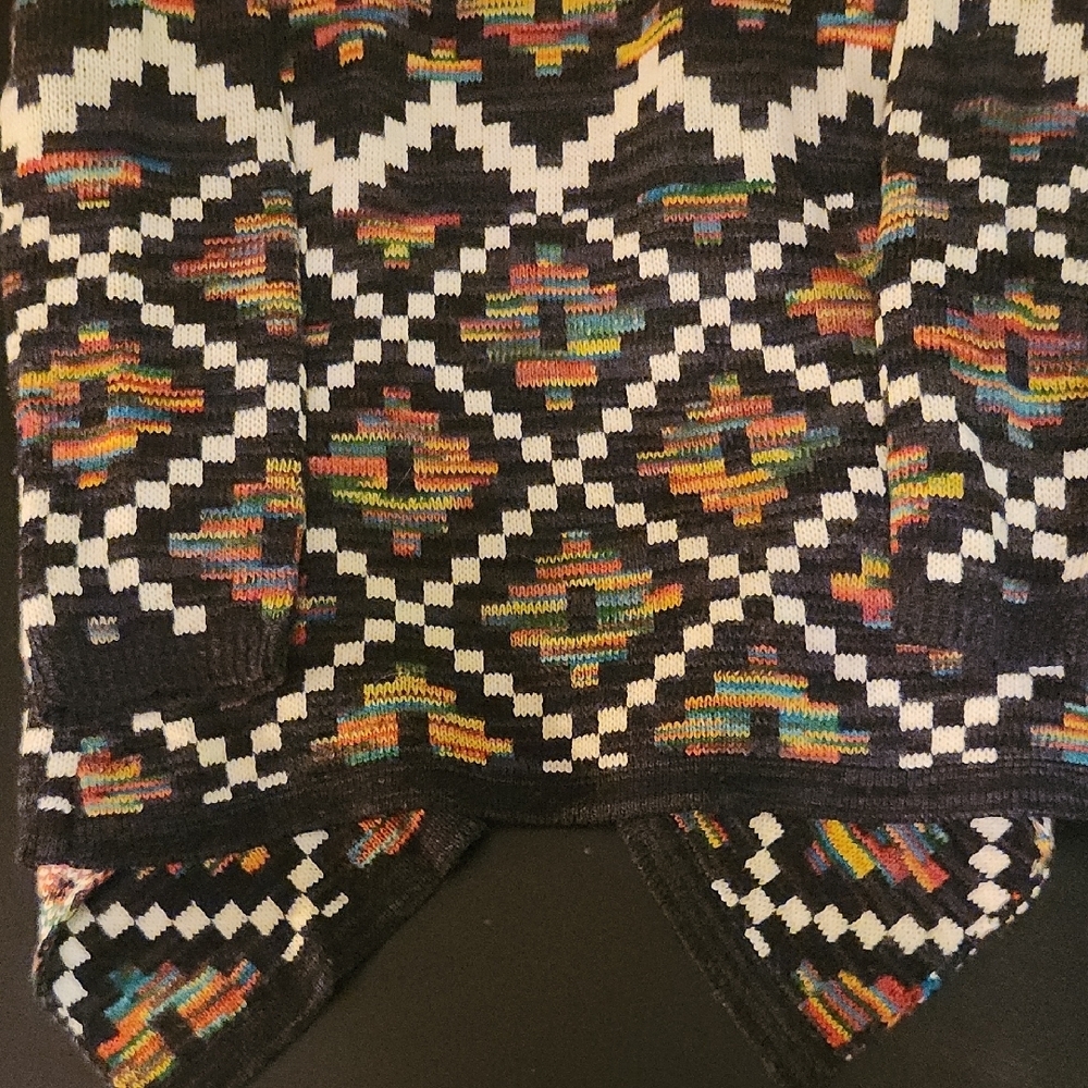 Intro Multicolor Southwestern Geometric Print Loose Women's Cardigan - Picture 9 of 11